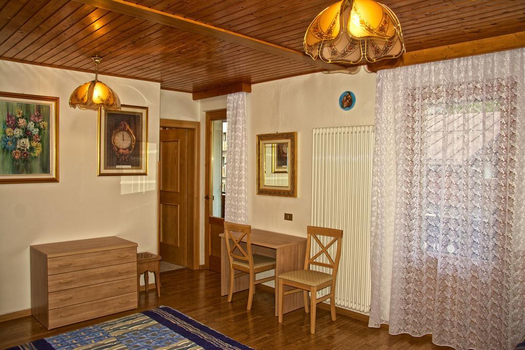 Albergo Ristorante Iris Auronzo di Cadore Cameră foto